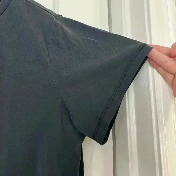 Super soft Charcoal/ Gray soft t-shirt Monki size L/XL - Picture 5 of 10